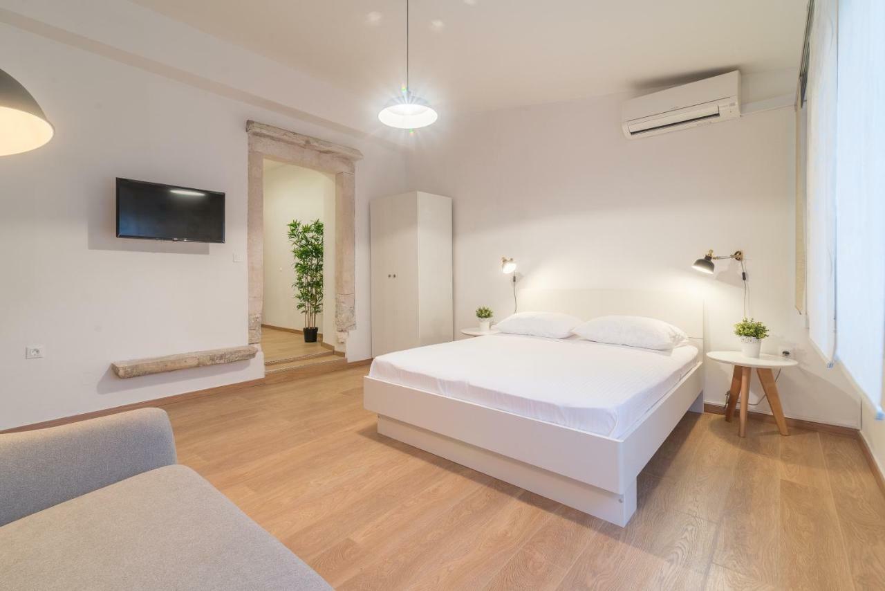 Studios&Apartments Porto Zadar Exterior foto