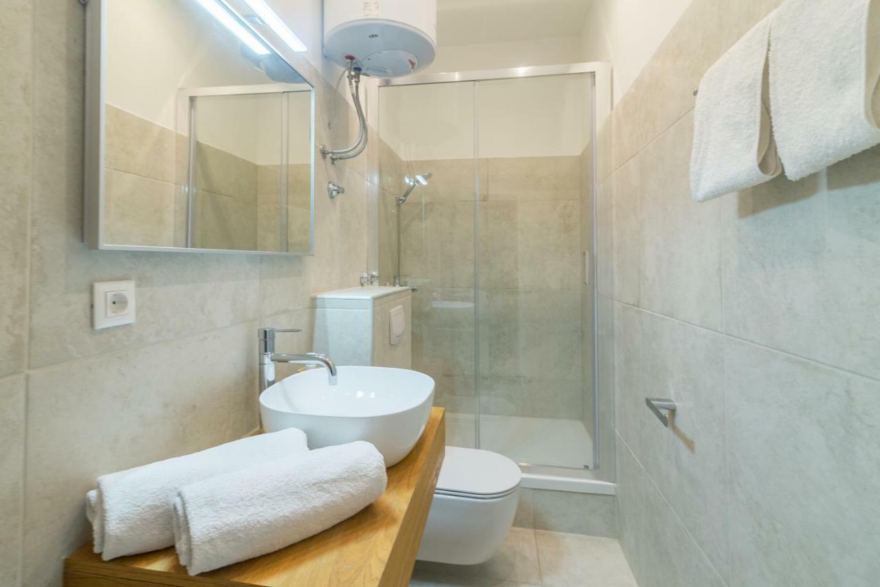 Studios&Apartments Porto Zadar Exterior foto