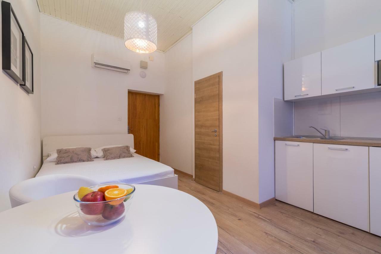 Studios&Apartments Porto Zadar Exterior foto